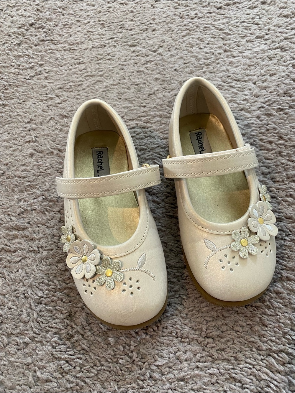 NWOB Rachel Kids Cream Floral Mary Jane Dress Shoes